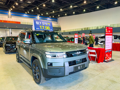 BYD 海外販売を加速 2026年に約25%増の130万台目標