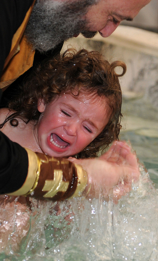 サメバ大聖堂で集団洗礼式、グルジア