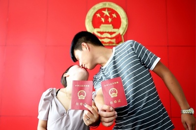 中国の結婚件数が10ぶりの初回復 昨年は768.2万組に