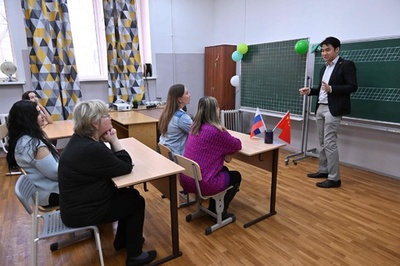ロシアで高まる中国語人気、深まる経済依存