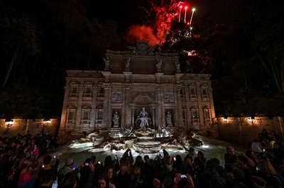 ブラジルにもトレビの泉、願い事はかなうか