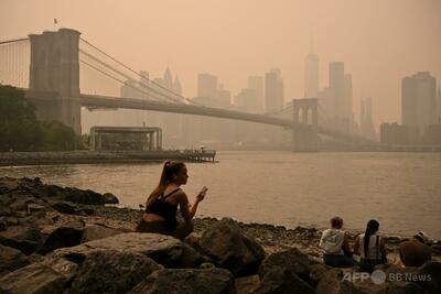 広がるカナダ山火事の影響 煙霧に包まれるNY、米中西部の大気質「有害」レベルに