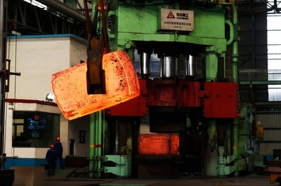 トランプ政権の輸入関税、中国など反発 「NAFTAとは別問題」の声も