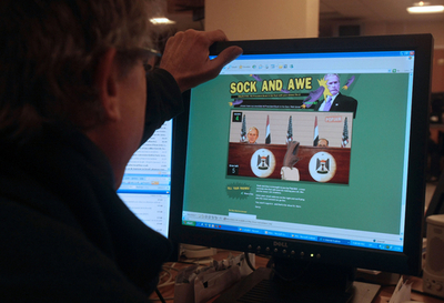 「ブッシュ大統領に靴投げゲーム」、ネット上で大人気