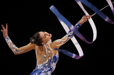 【写真特集】新体操の華麗な演技、ロンドン五輪テスト大会