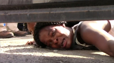 【今日の1枚】フェンスの隙間の叫び声