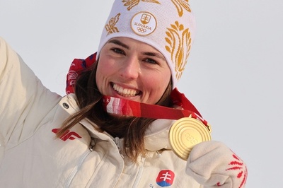 ブルホバが女子回転で金、シフリンはまたも途中棄権 北京五輪