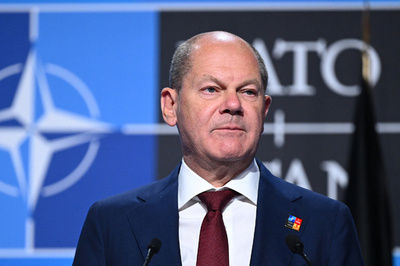 「帝国主義」はプーチン氏の方 独首相