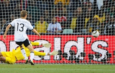 ドイツ15大会連続の8強、イングランドに快勝 W杯