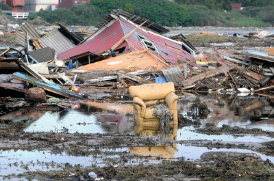 日本政府、チリ大地震の緊急支援策を発表