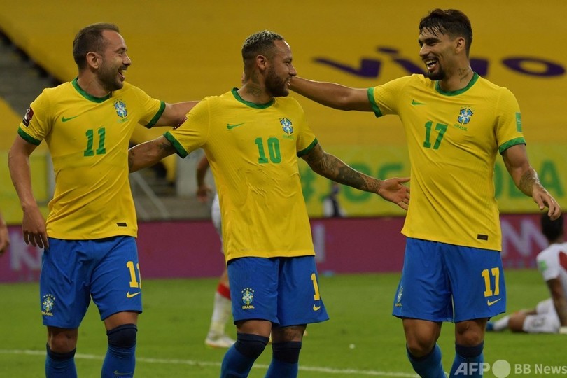 ネイマール得点のブラジルが無傷の8連勝 W杯南米予選 写真8枚 国際ニュース Afpbb News