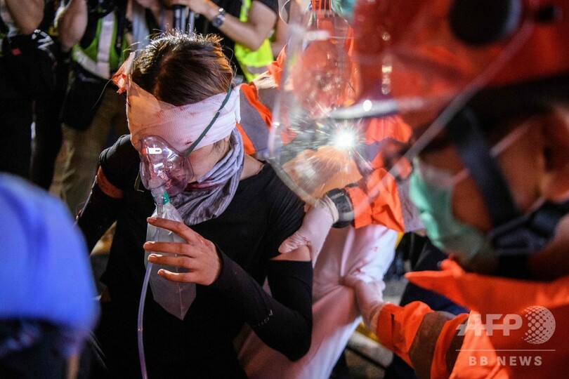 香港デモで空港閉鎖 中国政府、怒り募らせる