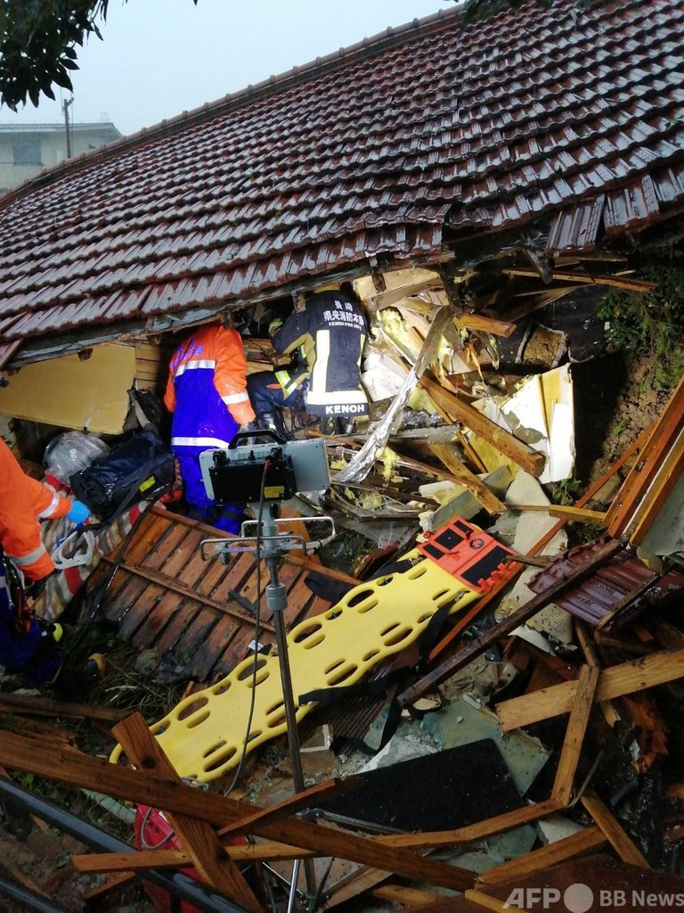 西日本で大雨 1人死亡 140万人超に避難指示