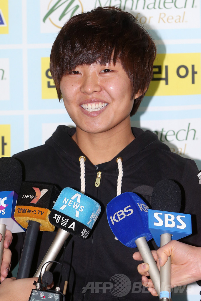 韓国の女子サッカー選手チ ソヨン チェルシー合流に向けて英国へ 写真8枚 国際ニュース Afpbb News
