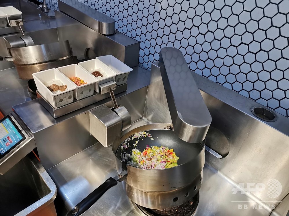 心を込めて ロボットが美食を作るaiレストラン 中国 山東省 写真4枚 国際ニュース Afpbb News