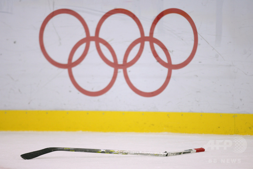 アイスホッケー選手が相手選手に暴行し有罪判決、スウェーデン 写真1枚 国際ニュース：AFPBB News