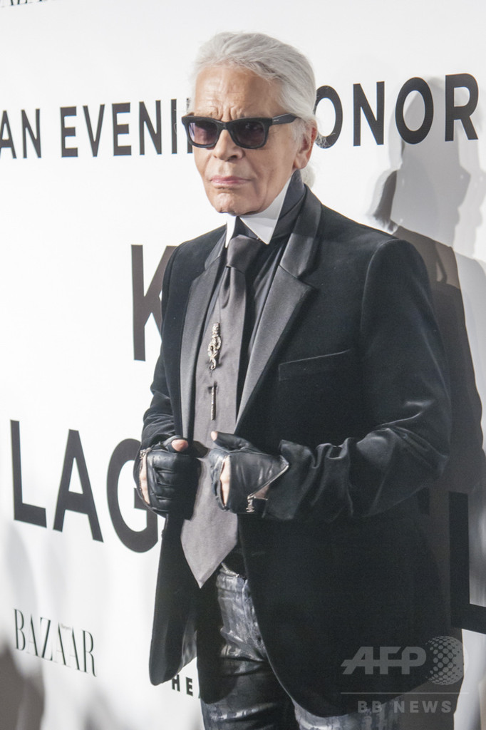 カール・ラガーフェルド、自分は「デザイン界のジャンヌ・ダルク」