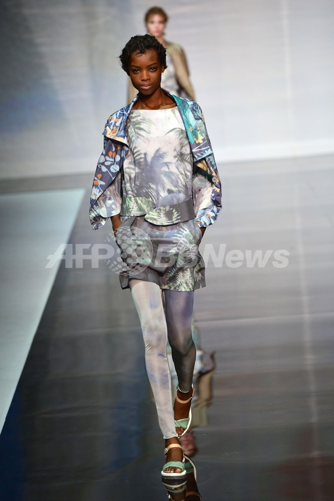 ＜14年春夏ミラノコレクション＞エンポリオ アルマーニ