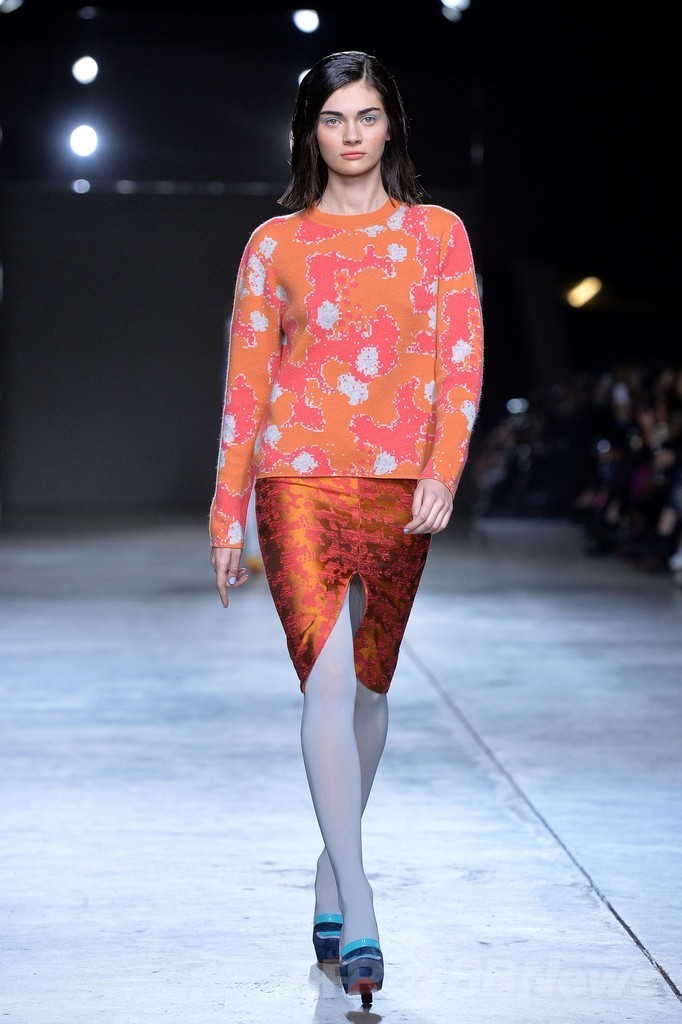 ＜14/15年秋冬ロンドンコレクション＞マイケル ヴァン デル ハム