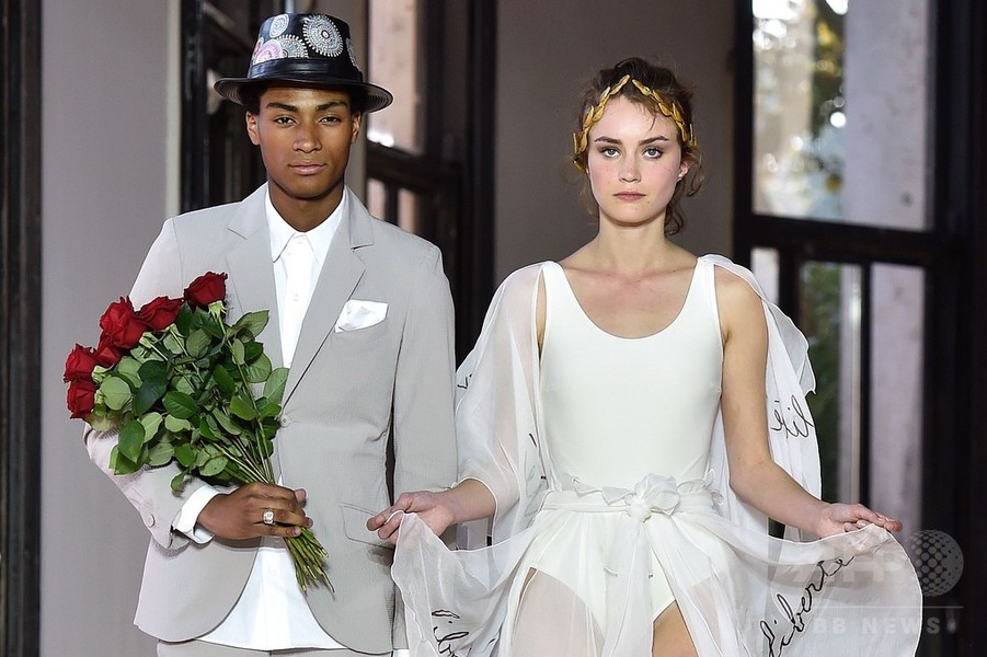 「アニエスベー」17年春夏