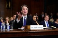 米上院司法委員会の公聴会で証言する最高裁判事候補のブレット・カバノー氏。米首都ワシントンで（2018年9月27日撮影）。(c)Andrew Harnik / POOL / AFP