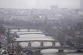 仏パリのセーヌ川（2023年12月8日撮影）。(c) Christophe Ena / POOL / AFP