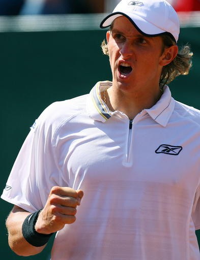 ＜男子テニス 07デビスカップ＞アンドレエフ マシューを降しロシアの準々決勝進出を決める - チリ