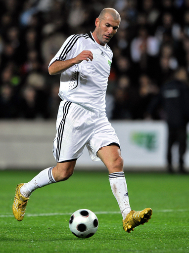 ジダン氏がチャリティーマッチに出場