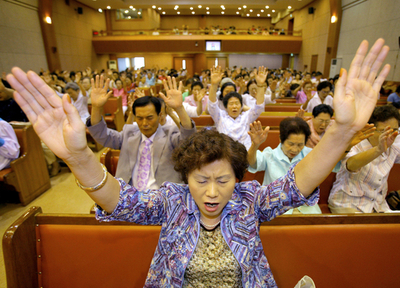 タリバン、韓国人女性人質2人を解放へ