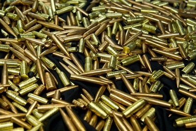 心臓に銃弾も2か月生存、摘出手術に成功 インド