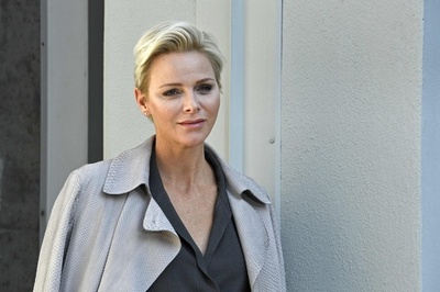 シャルレーヌ公妃やケイト・ブランシェットらも出席、「ジョルジオ・アルマーニ」