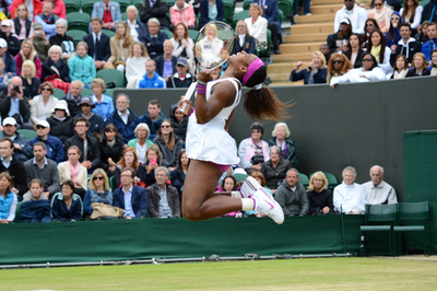 セレーナとクヴィトバが準々決勝進出、ウィンブルドン選手権