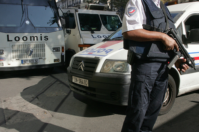 学校に侵入男 、脱出できず警察を呼ぶ オランダ