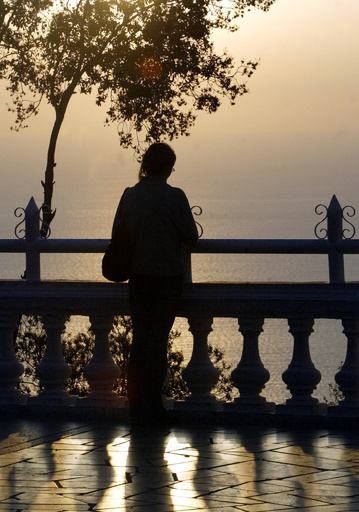 仏の失踪女性をスペインで発見、記憶喪失 手に謎のメッセージ