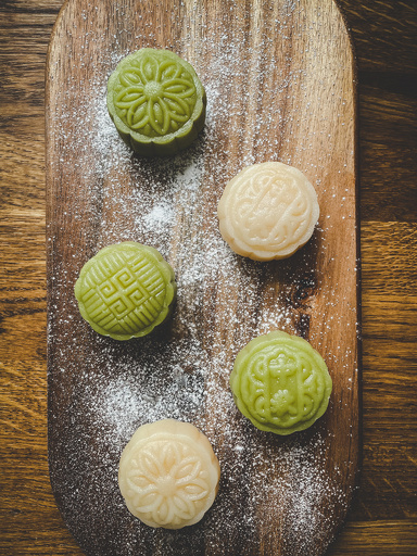 コンパクトで環境に優しい 今年の月餅はシンプルが一番