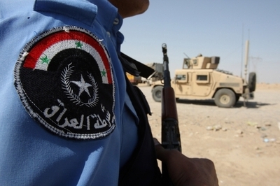 バグダッドで自爆攻撃、部族指導者ら33人死亡