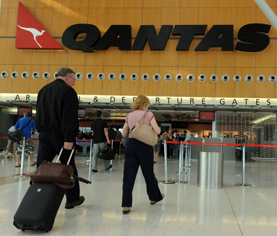 豪カンタス航空、全便運休のおわびに無料航空券10万枚