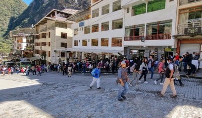 マチュピチュ麓の町で抗議デモ 遺跡の入場券めぐり