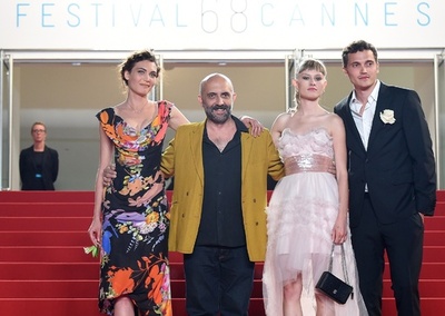 露骨シーン満載の3D映画『Love』、カンヌ上映で物議