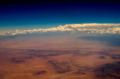 空から一望、グランドキャニオンの壮大な眺め
