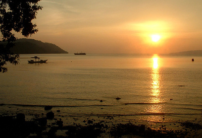 インドネシア東部沖でM7.1の地震