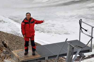 国連事務総長、北極圏を視察 氷河溶解の速さに「危機感」