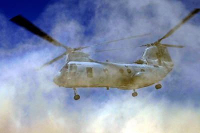 駐イラク米軍ヘリが墜落、イラク聖戦アルカイダ組織が犯行声明 - イラク