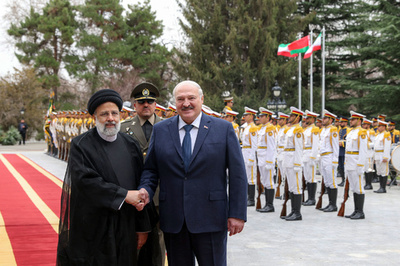 ベラルーシ大統領、イラン訪問 両国の密接な関係強調