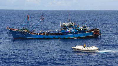 中国漁船船長、処分保留で釈放へ