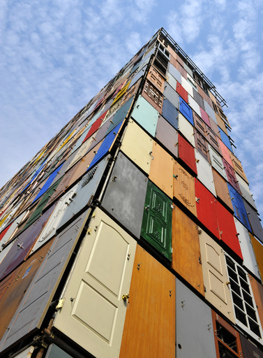 ドアを再利用して環境保護を呼びかけ、韓国