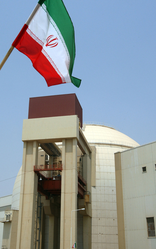 イラン、初の商業用原発に核燃料搬入 核拡散の恐れなしと米国務省
