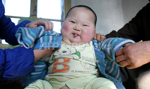 中国の一人っ子政策 若年肥満の原因に 写真1枚 ファッション ニュースならmode Press Powered By Afpbb News