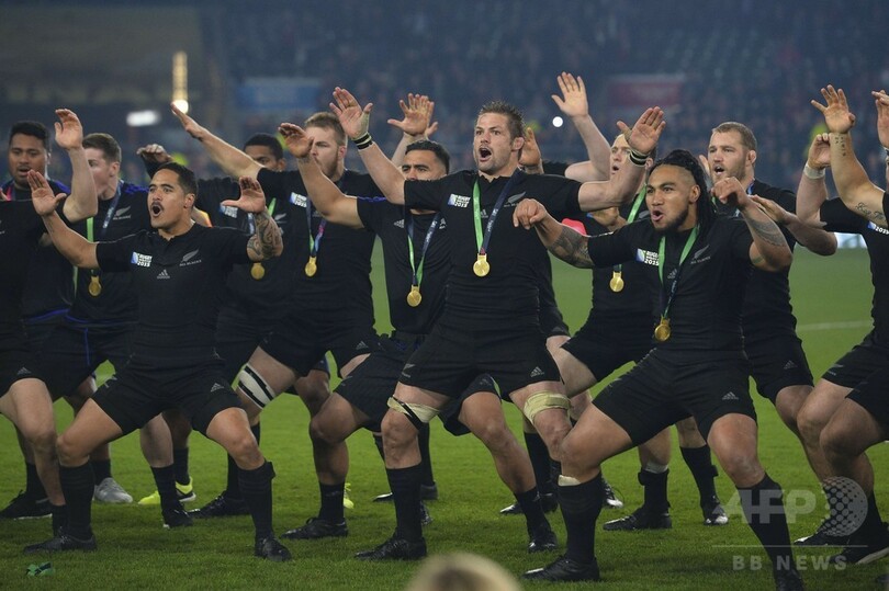 歓喜のハカ―W杯連覇を遂げたオールブラックス