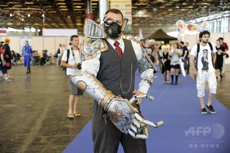 仏パリでジャパンエキスポ開幕、コスプレ好きが大集合